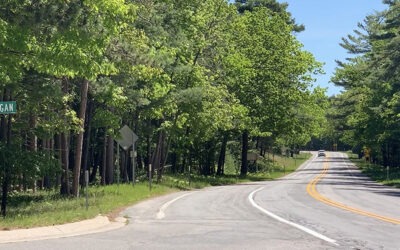 Lake Michigan Rd at M22 near Riverside Canoes